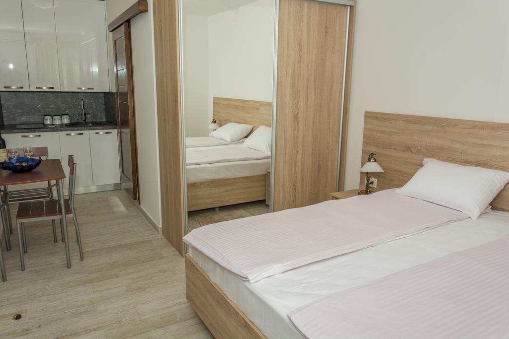 Apartmani Mendula ブドヴァ エクステリア 写真